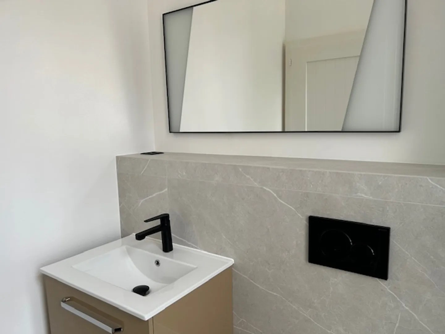 Location-vente à Vouvry ! Logement bluffant et impressionnant. - Photo 16 sur 18