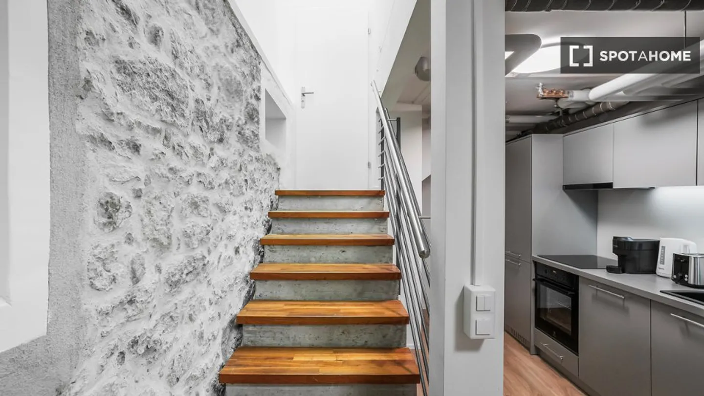 Studio for rent - Photo 11 of 18