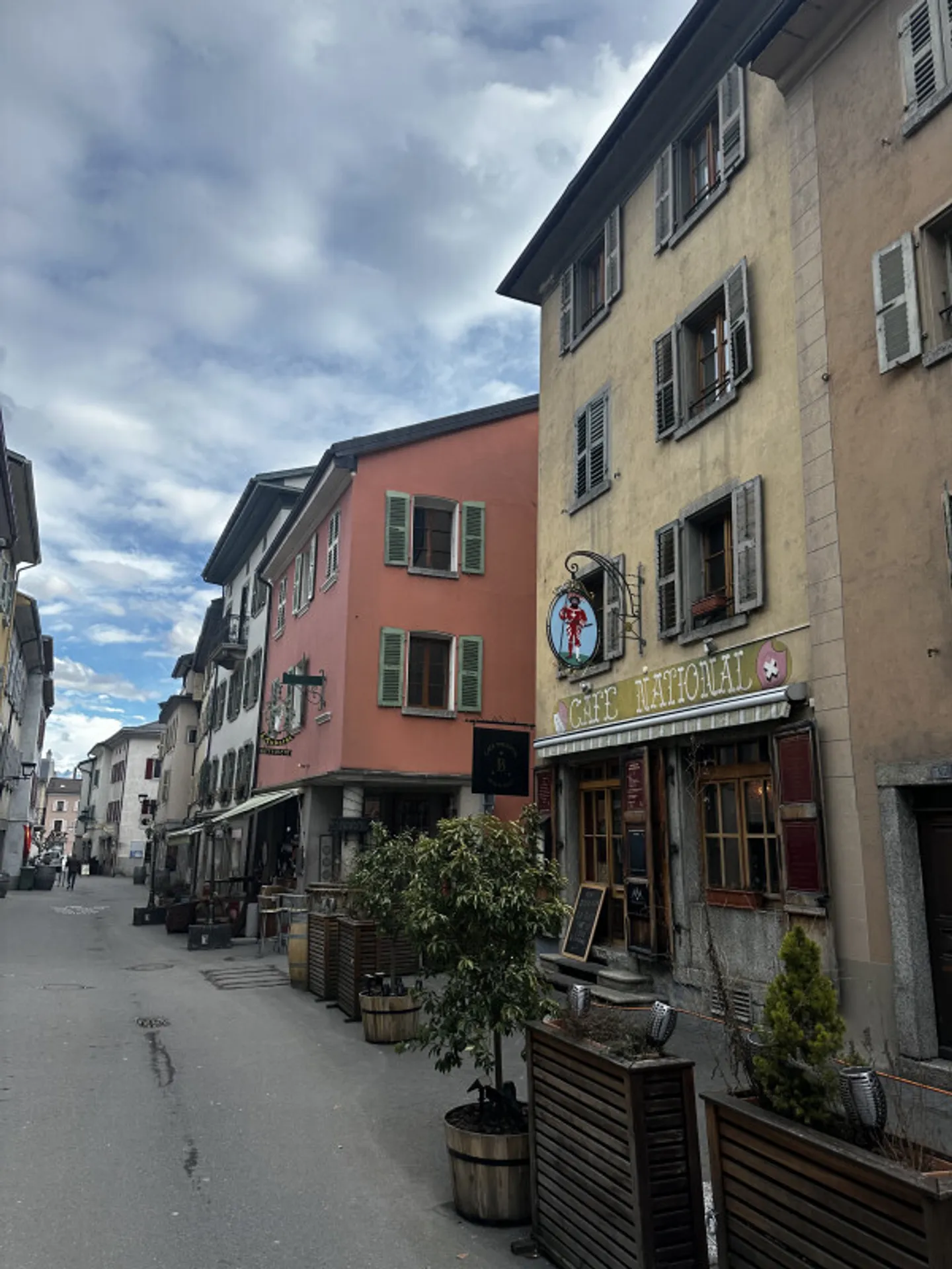 Esclusività: Edificio redditizio a Martigny - Foto 1 di 6
