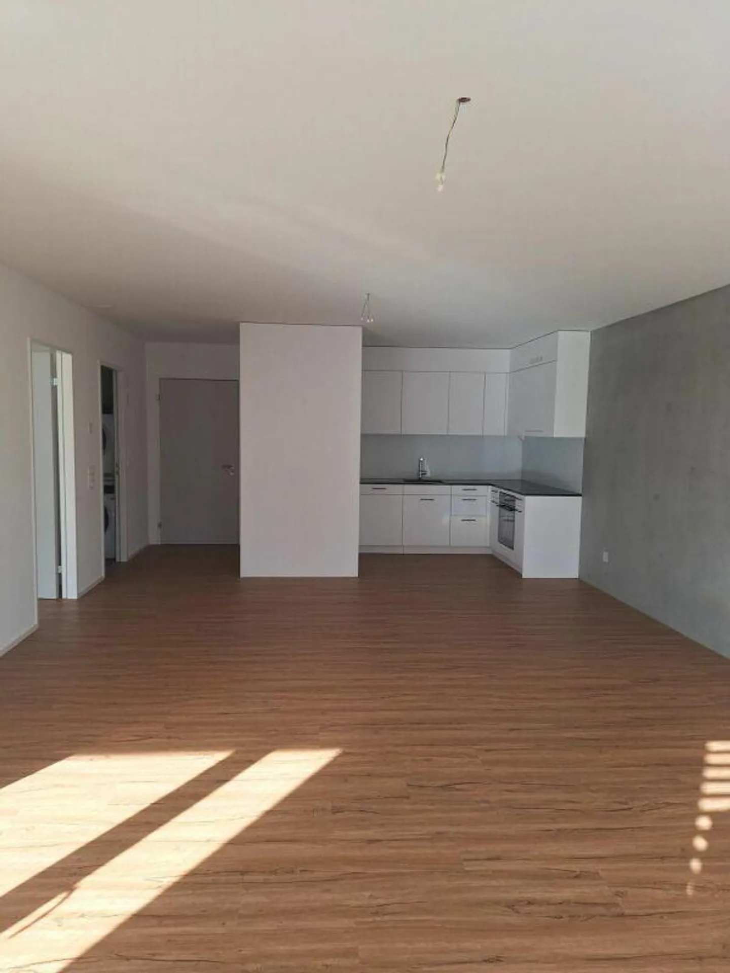 Charmante Wohnung mit Loggia - Foto 3 von 7