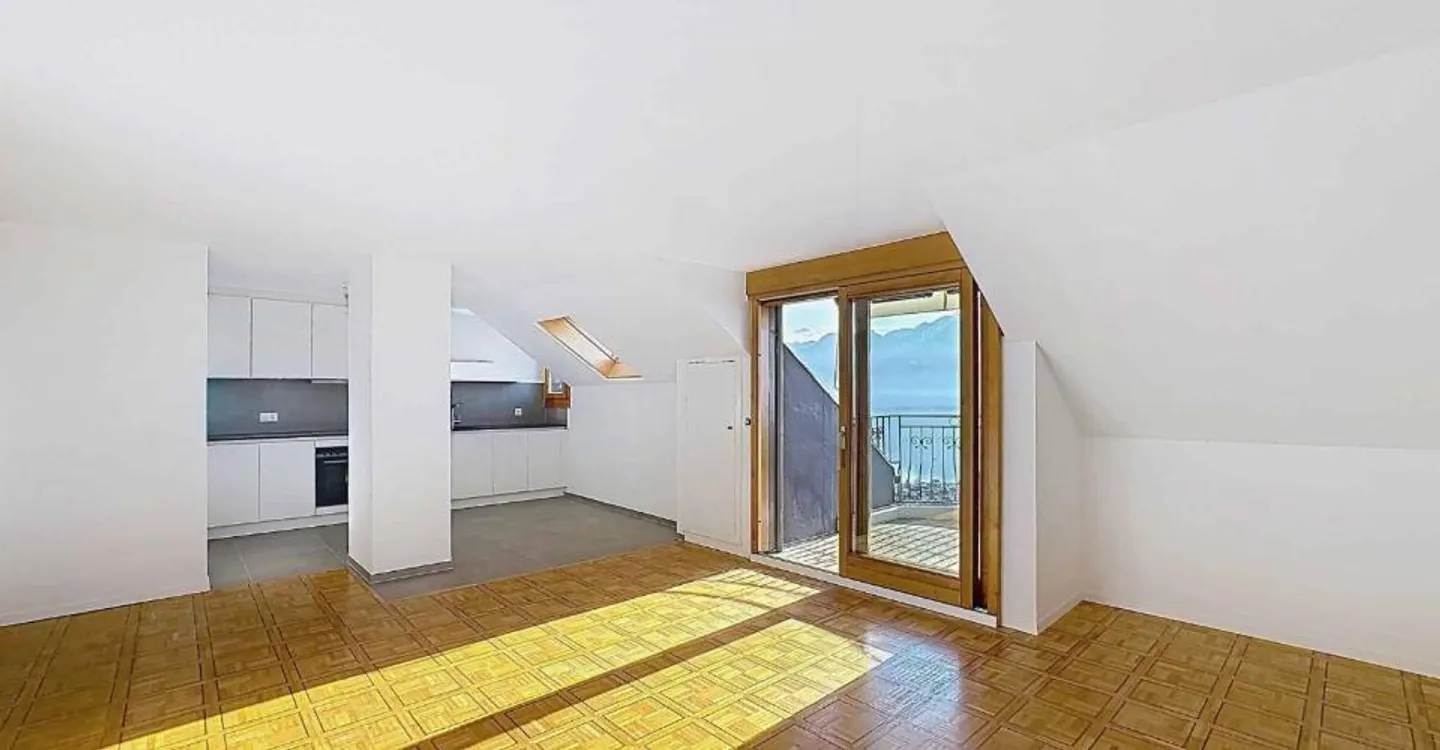 Appartamento Incantevole con Vista Lago - Foto 3 di 10