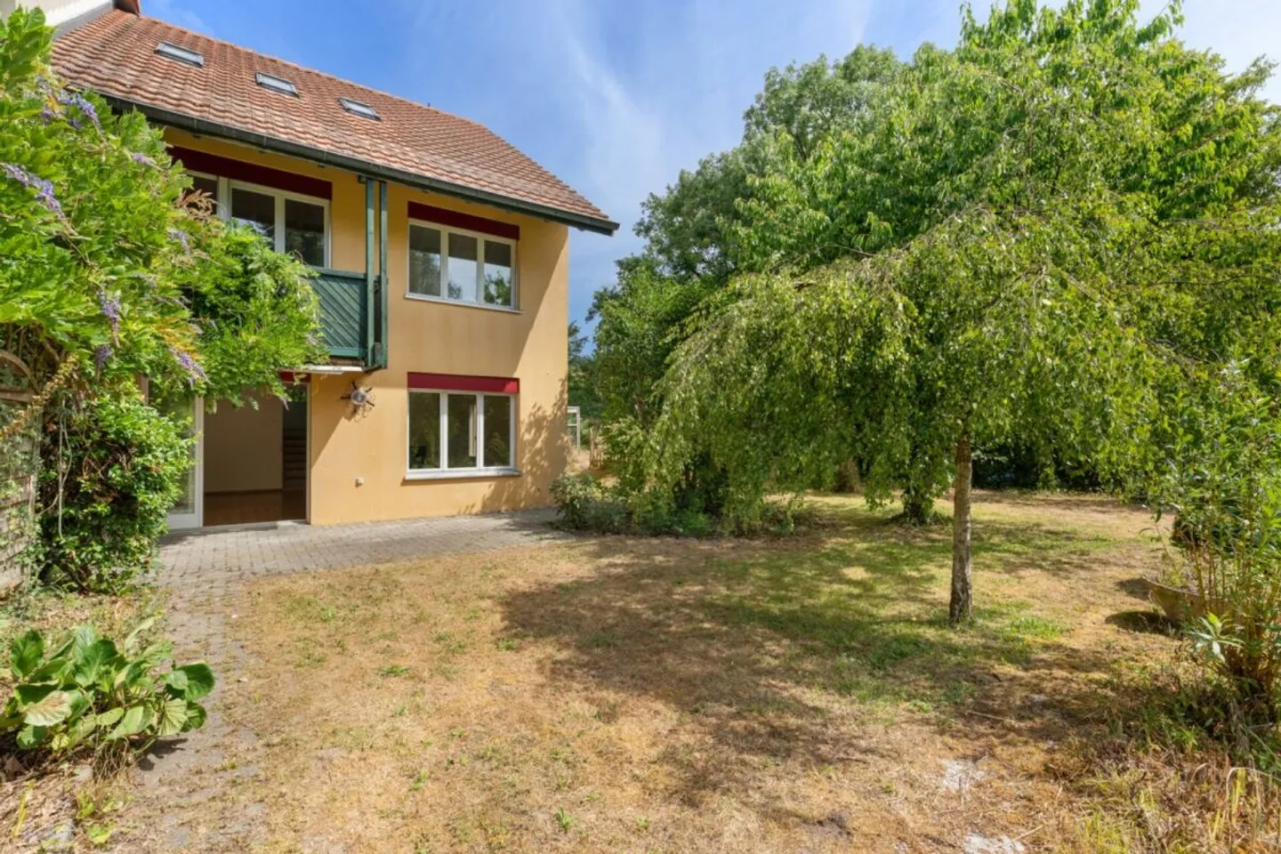 Casa a schiera affascinante con giardino - Foto 12 di 15