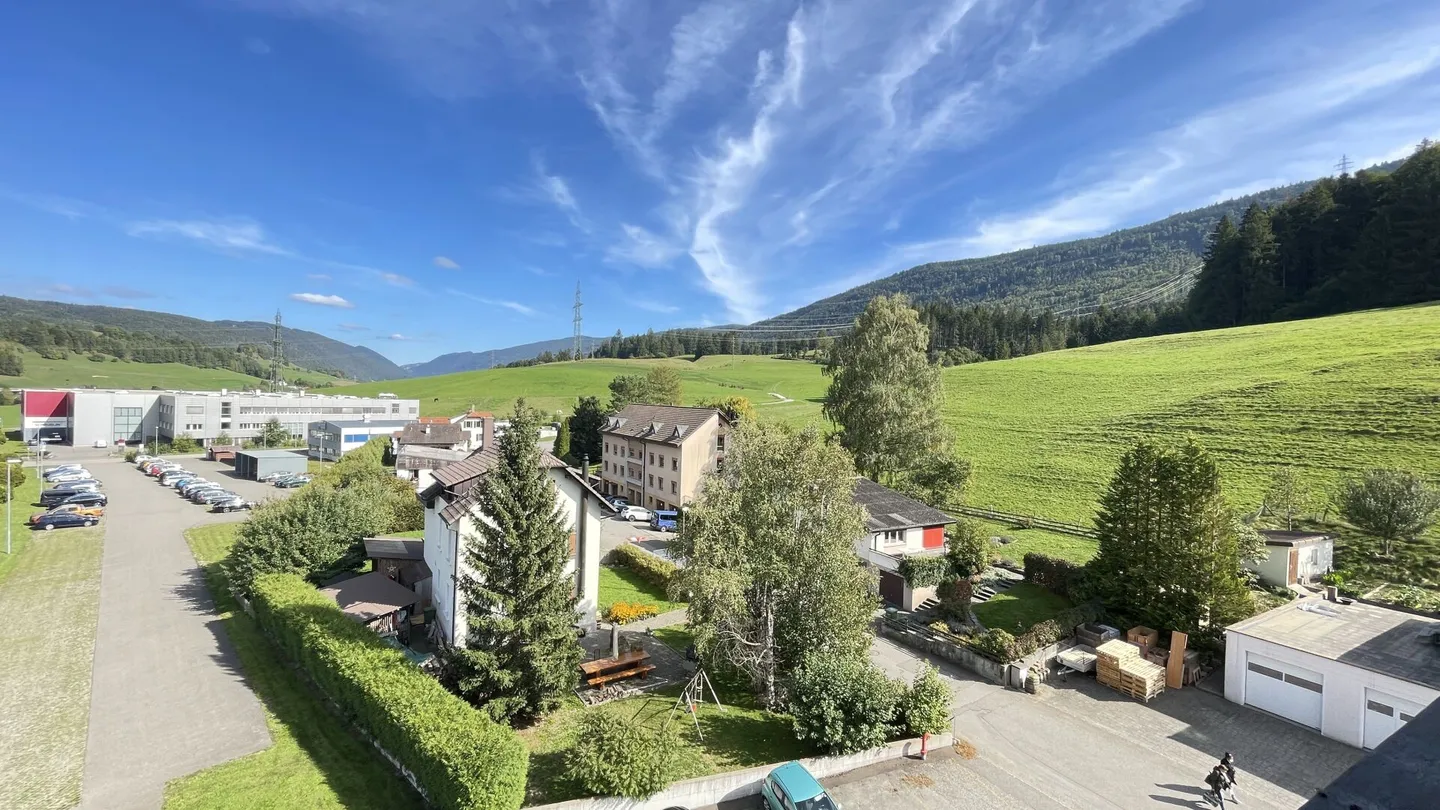 Super Appartement 3.0 moderne zur Miete - Foto 6 von 10