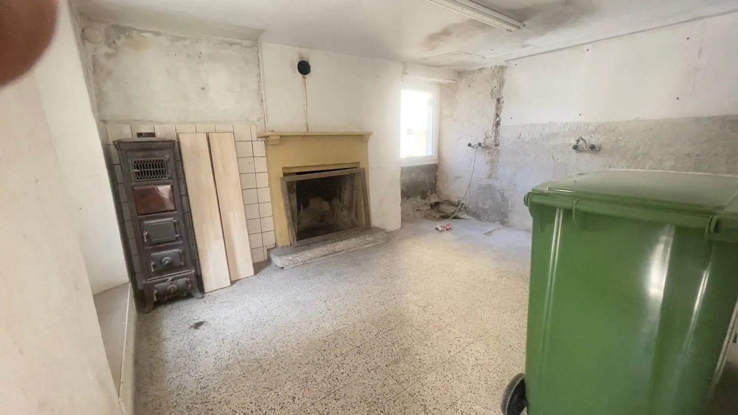 Résidence secondaire possible — Deux maisons rustiques contiguës à Gorduno - Photo 10 sur 18