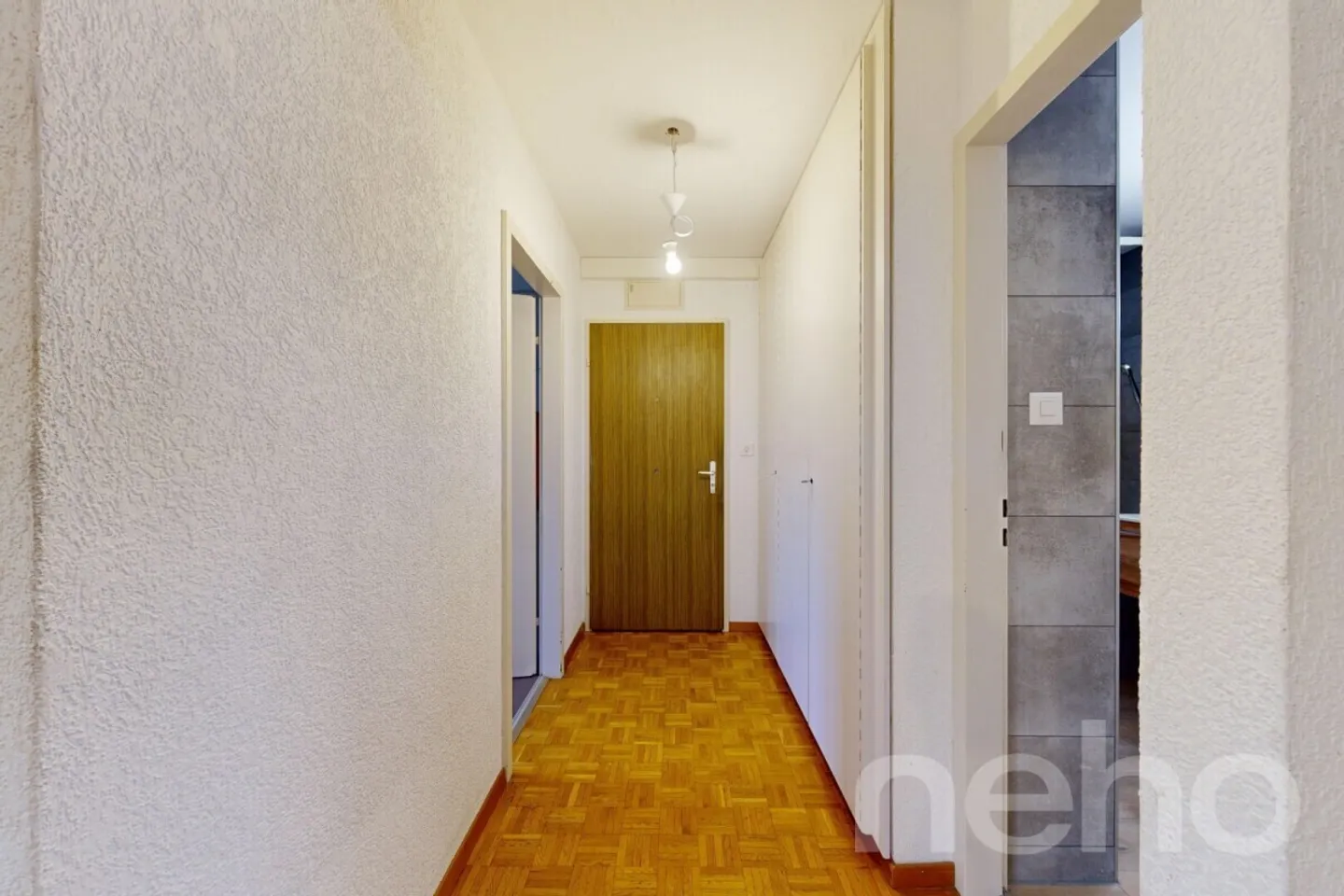 Helles Apartment mit freiem Blick und idealer Lage - Foto 8 von 12