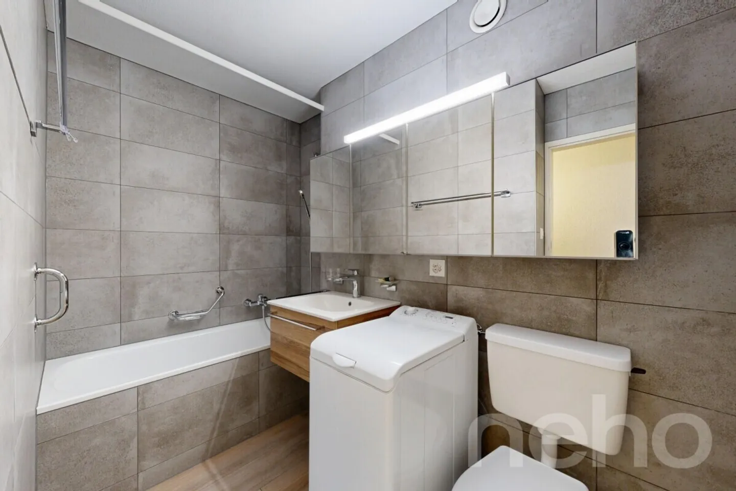 Helles Apartment mit freiem Blick und idealer Lage - Foto 5 von 12