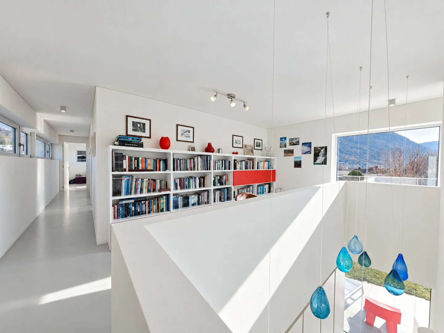 Lugano, Dino: Modern villa with garden, terraces and open view - Photo 8 of 16