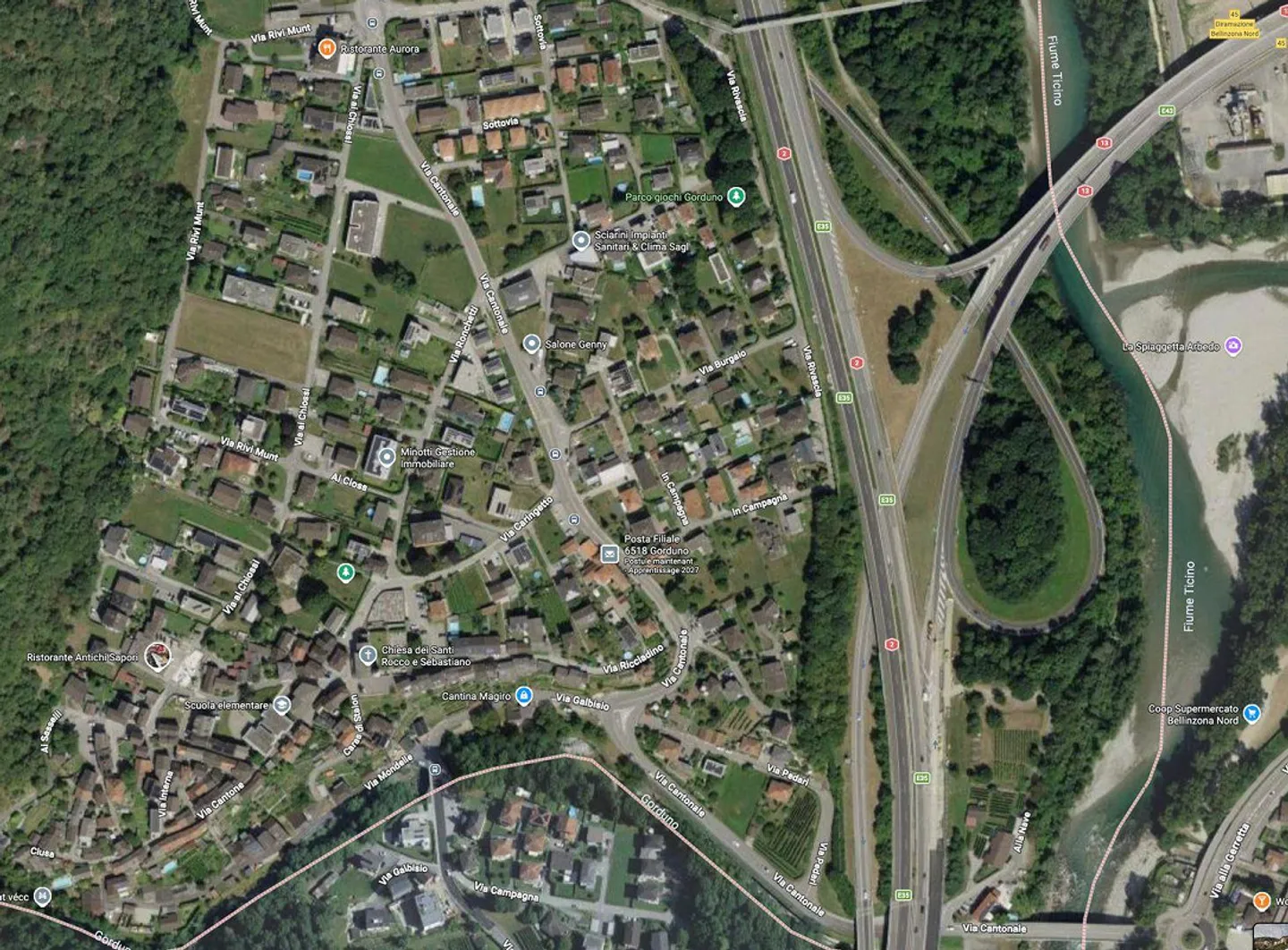 Résidence secondaire possible — Deux maisons rustiques contiguës à Gorduno - Photo 18 sur 18