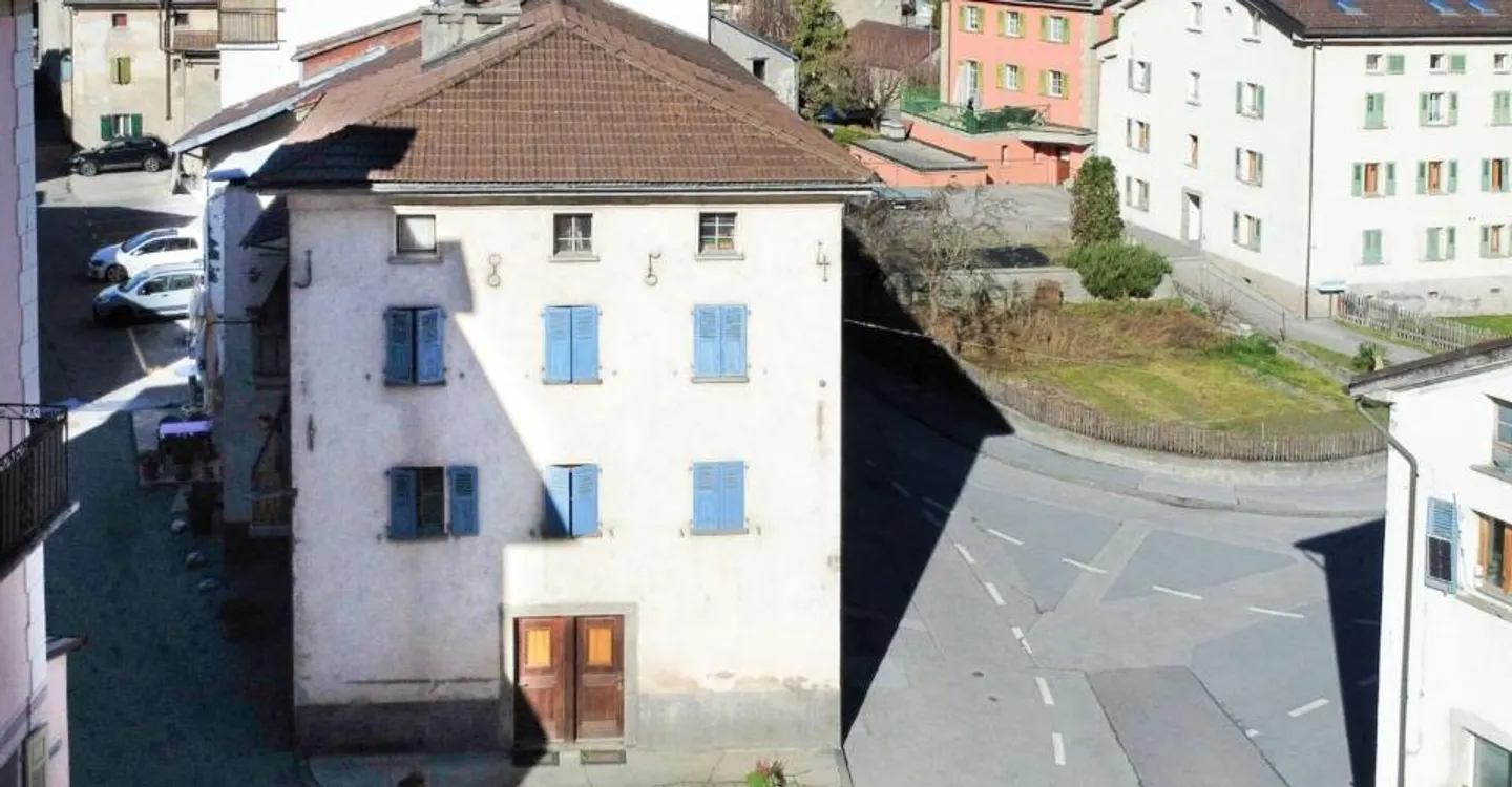 Mehrfamilienhaus im Zentrum von Chippis - Foto 3 von 13