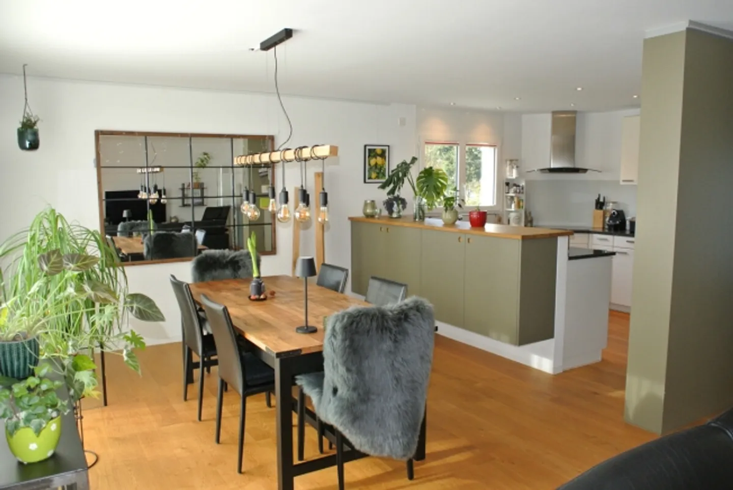 «Exklusives Wohnerlebnis modernes 7.5-Zimmer-Haus an bester Lage» - Foto 7 von 14