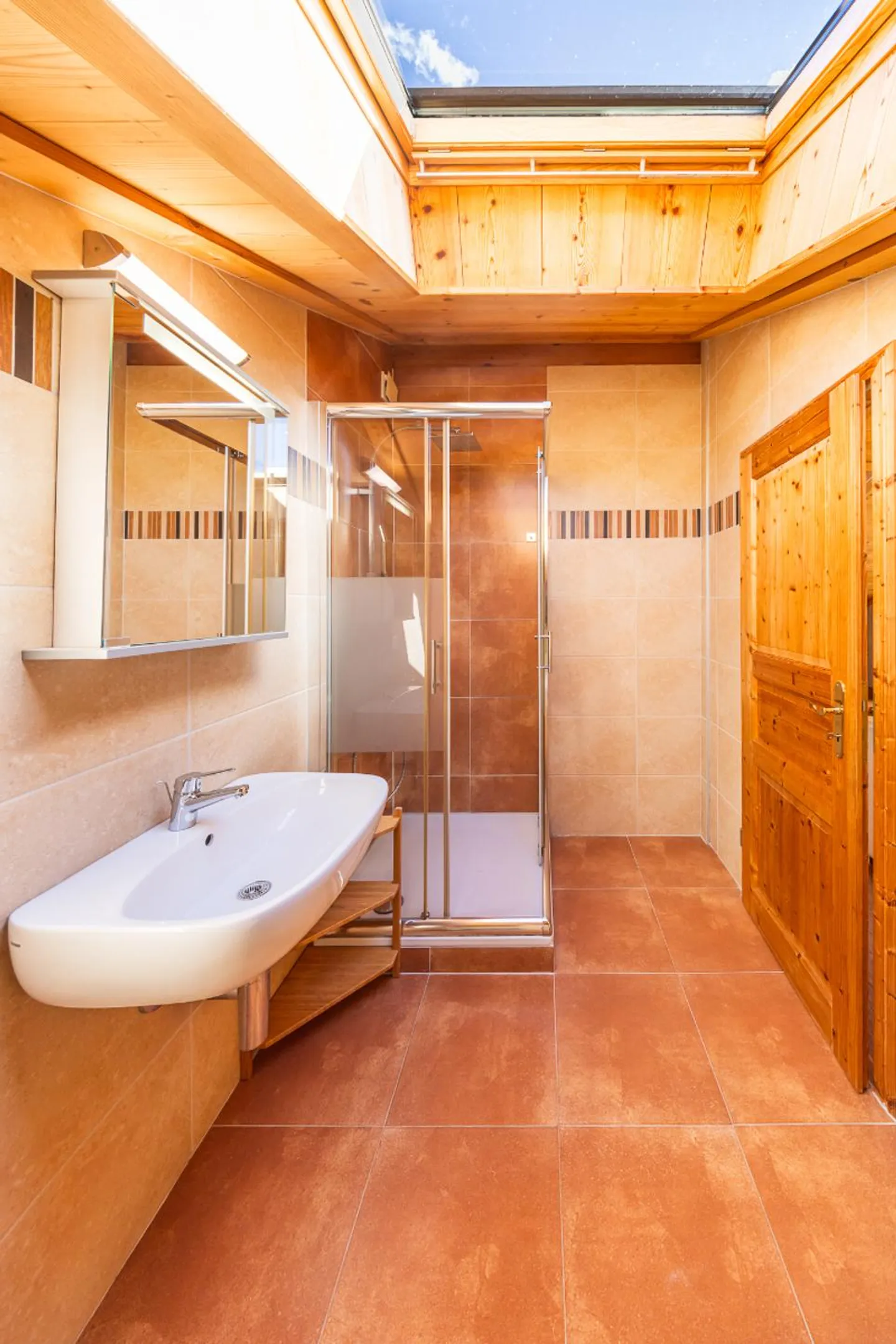 Unübertroffene Lage in Charmey: Ruhe, Panoramablick und Sonne - Foto 10 von 12