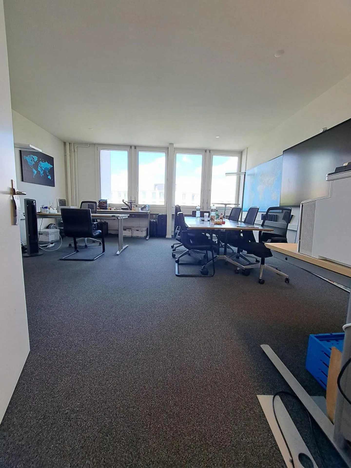 Moderne Büroräume in Dietlikon - Foto 1 von 8