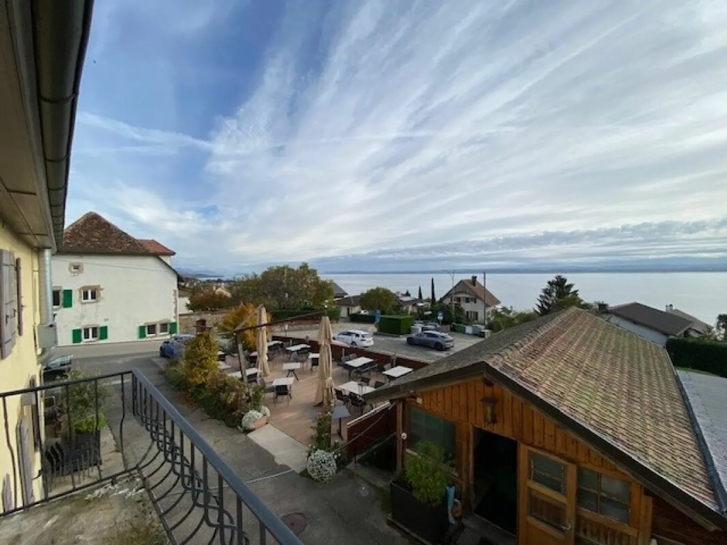 Spacieux duplex de 6.5 pièces à St-Aubin-Sauges - Photo 1 sur 10
