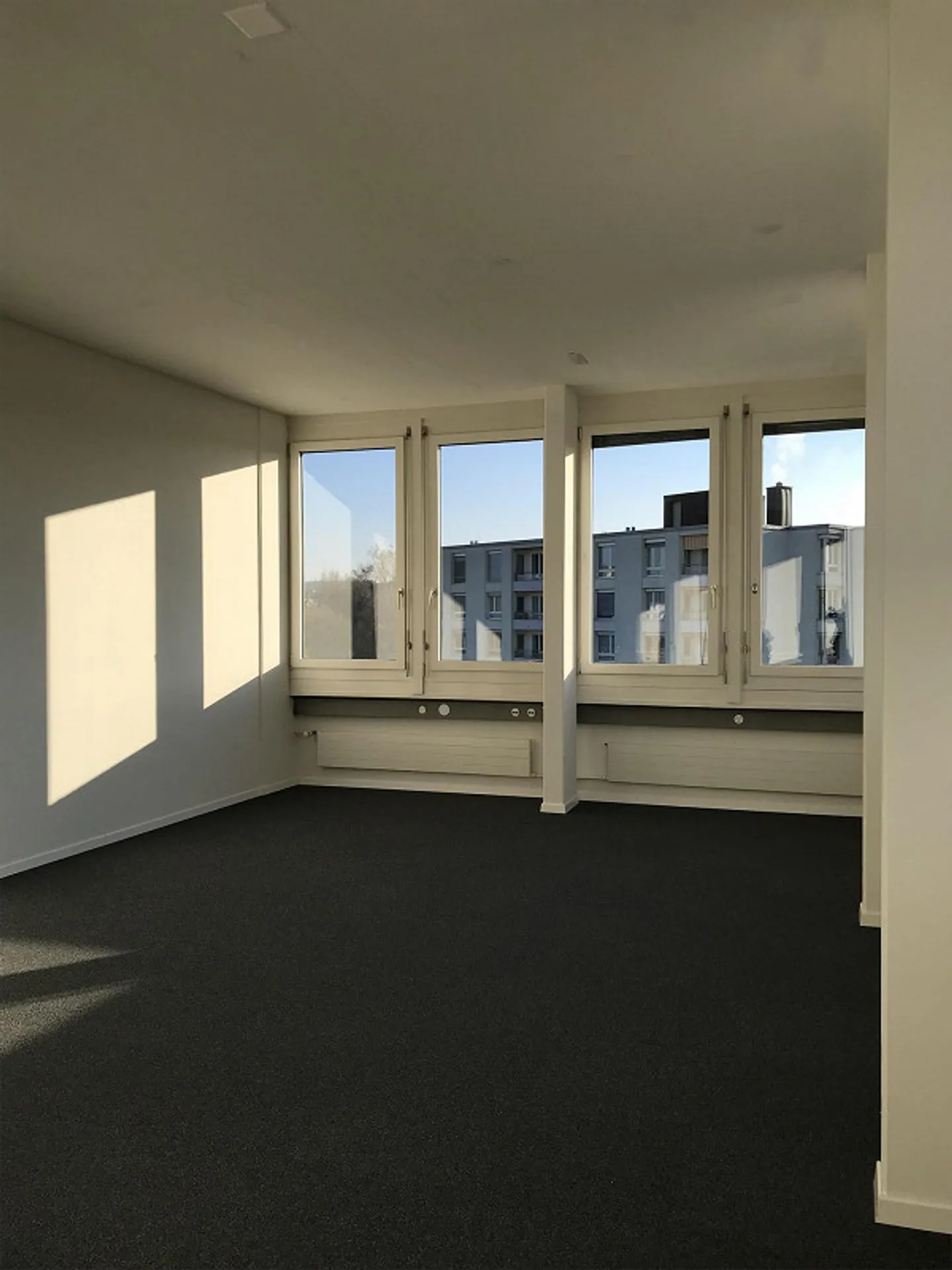 Moderne Büroräume in Dietlikon - Foto 4 von 8