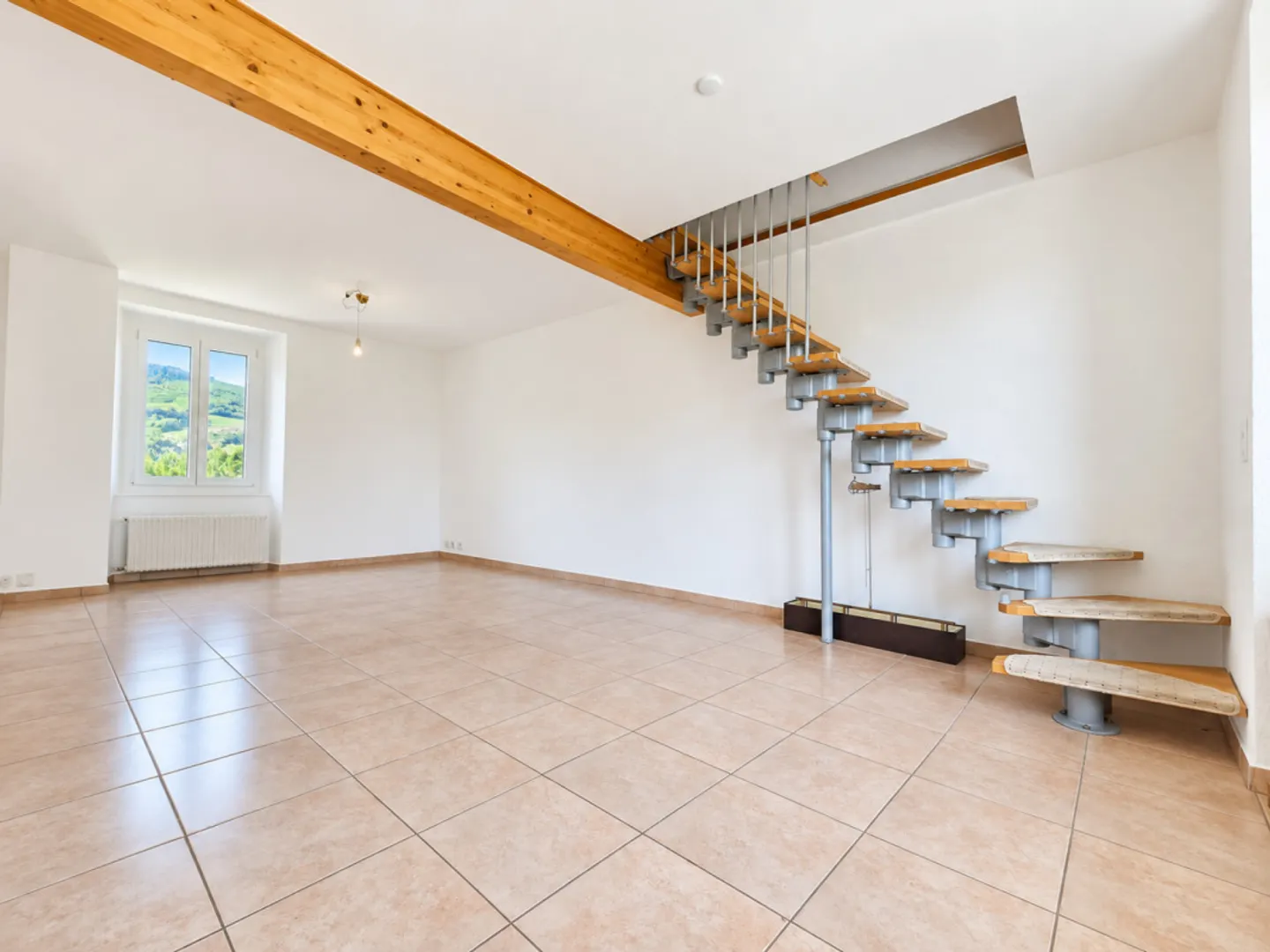 Geräumige Duplexwohnung in Saxon - Foto 3 von 10