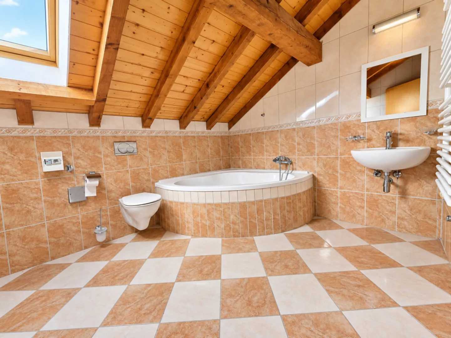 Geräumige Duplexwohnung in Saxon - Foto 8 von 10
