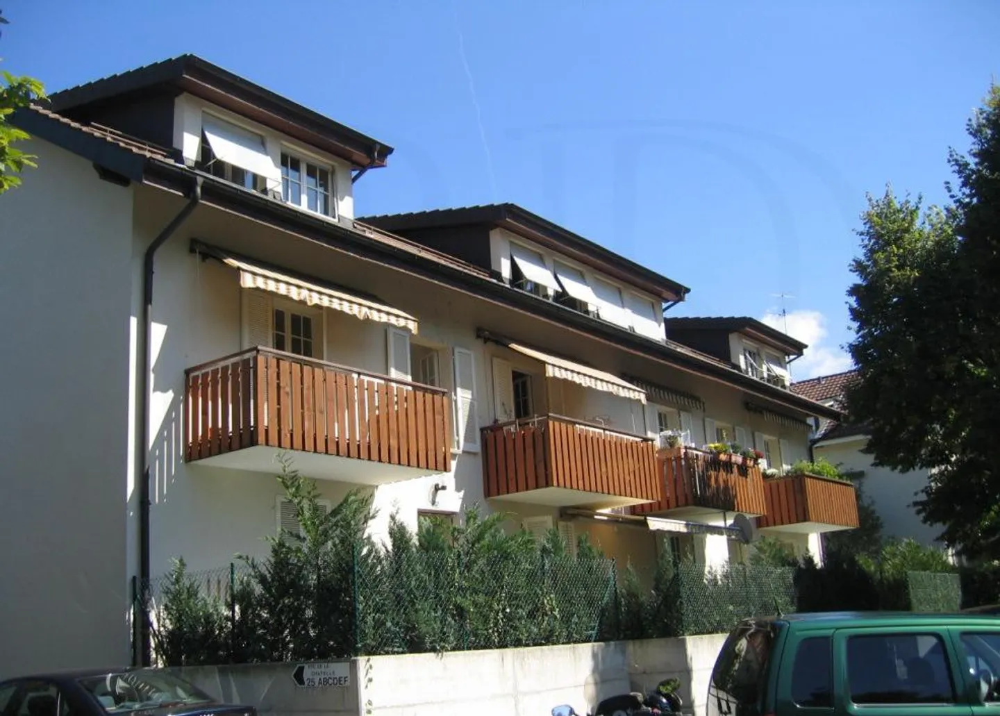 6-Zimmer-Duplexwohnung im 1. Stock - Foto 2 von 10