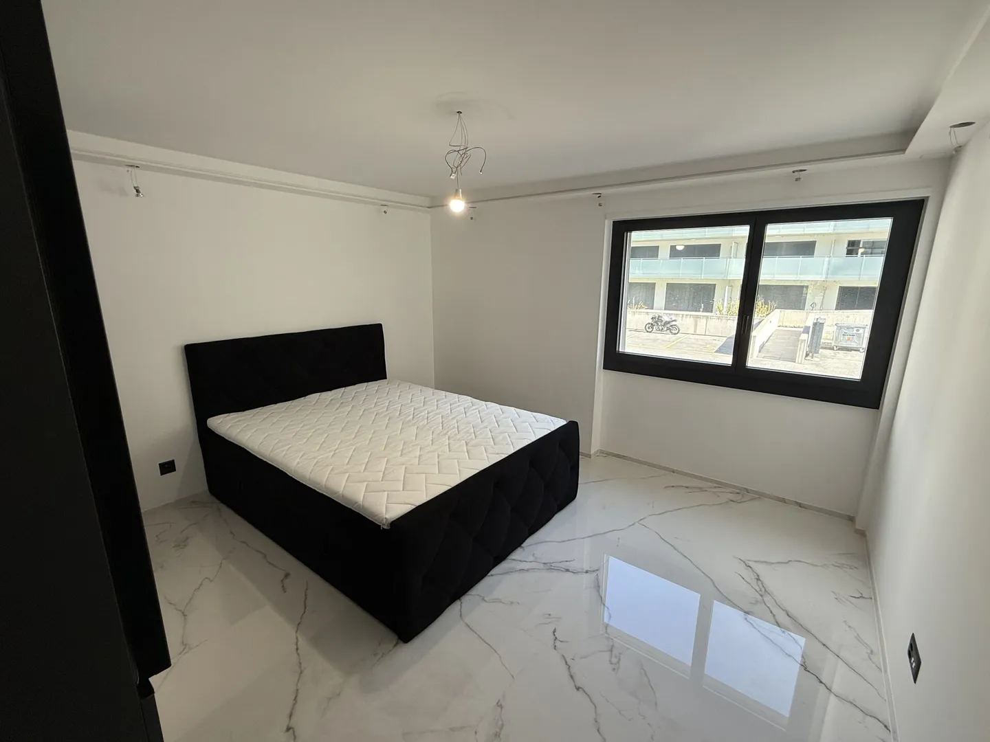 Appartamento 4.5 stanze ristrutturato - Foto 11 di 22