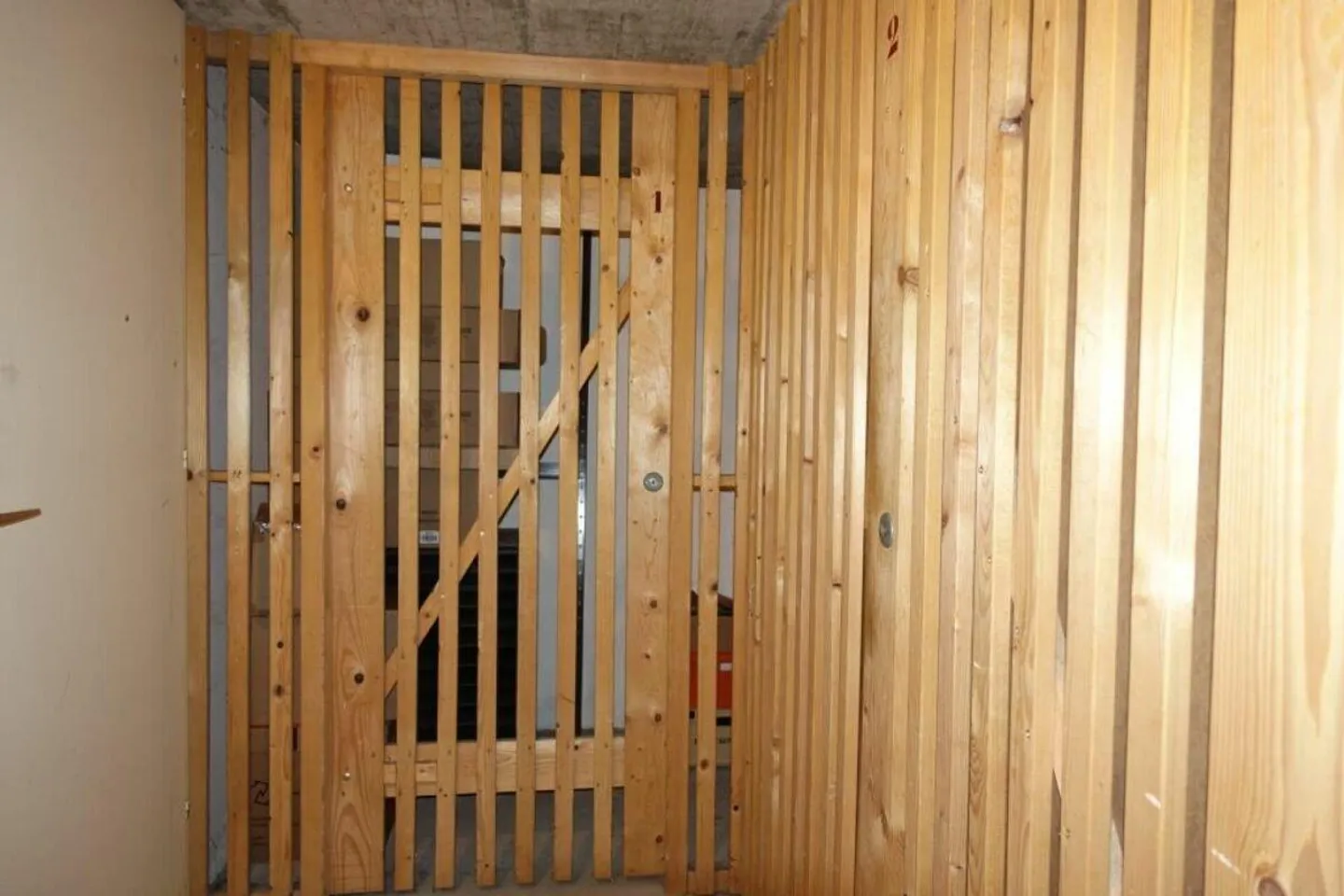 Spacious Office Spaces on the Ground and Basement Floor - Photo 18 of 21