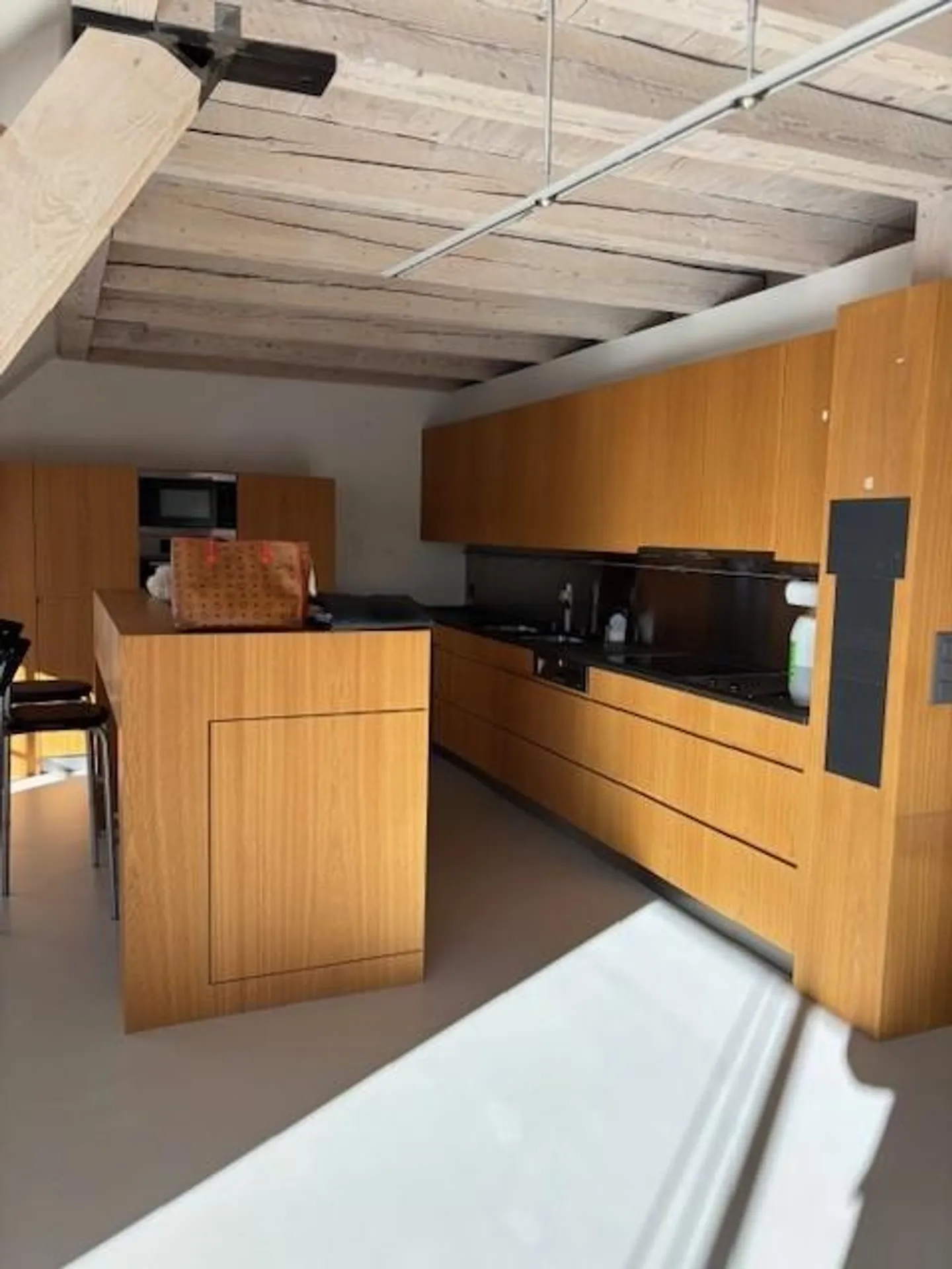 Appartement en duplex luxueux à Breitenrain avec vue sur la vieille ville et les Alpes - Photo 3 sur 17