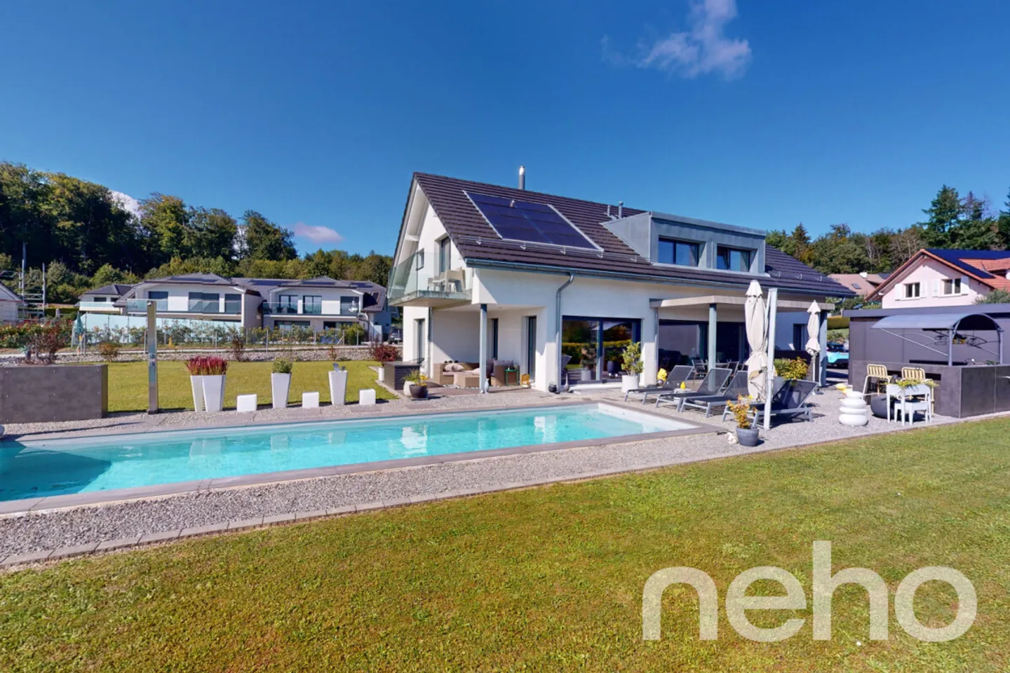 Casa da sogno con piscina riscaldata e vista lago! - Foto 3 di 13
