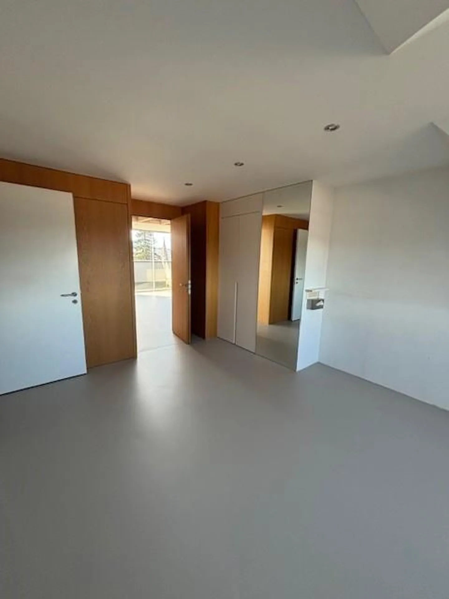 Appartement en duplex luxueux à Breitenrain avec vue sur la vieille ville et les Alpes - Photo 9 sur 17