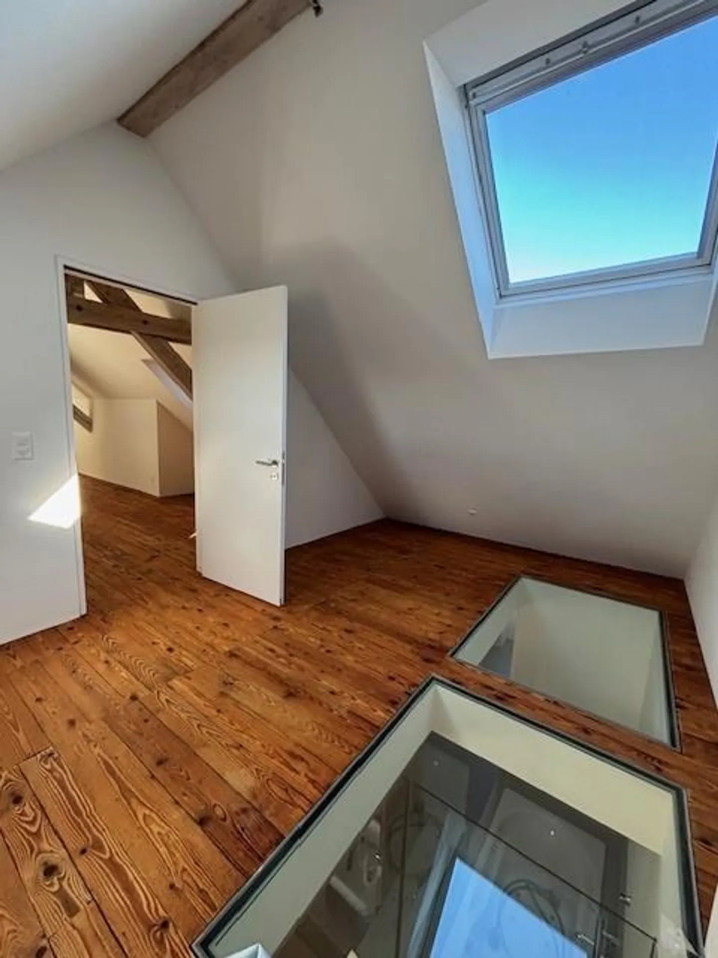 Appartement en duplex luxueux à Breitenrain avec vue sur la vieille ville et les Alpes - Photo 11 sur 17