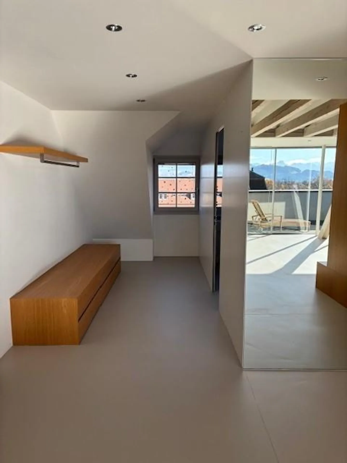 Appartement en duplex luxueux à Breitenrain avec vue sur la vieille ville et les Alpes - Photo 12 sur 17