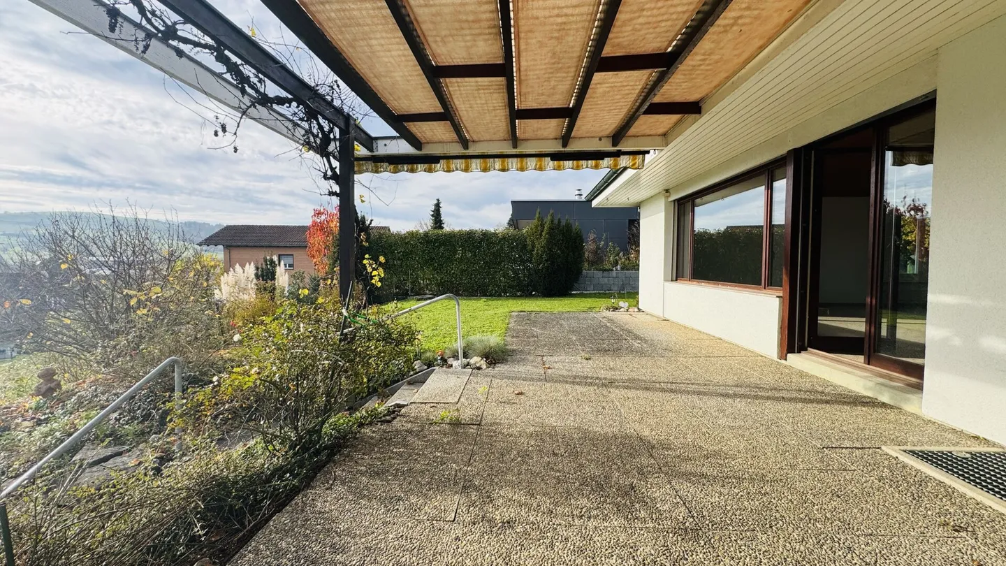 5½-Room Single-Family House with Garden, Double Garage and Panoramic View in Magden - Photo 10 of 31