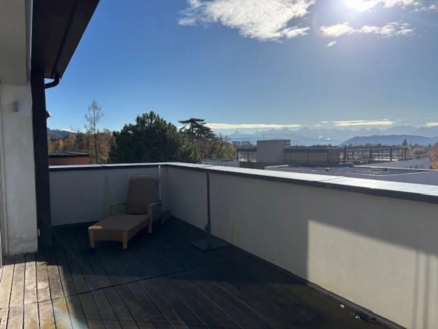 Appartement en duplex luxueux à Breitenrain avec vue sur la vieille ville et les Alpes - Photo 15 sur 17
