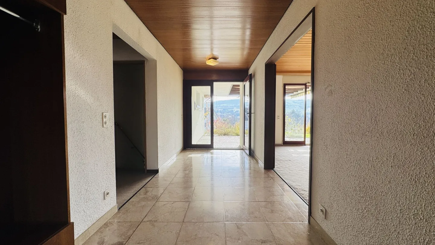 5½-Room Single-Family House with Garden, Double Garage and Panoramic View in Magden - Photo 13 of 31
