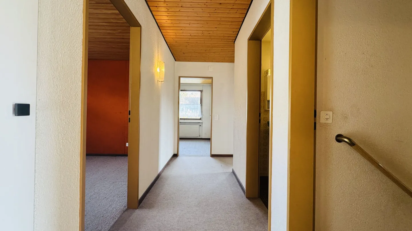 5½-Room Single-Family House with Garden, Double Garage and Panoramic View in Magden - Photo 14 of 31