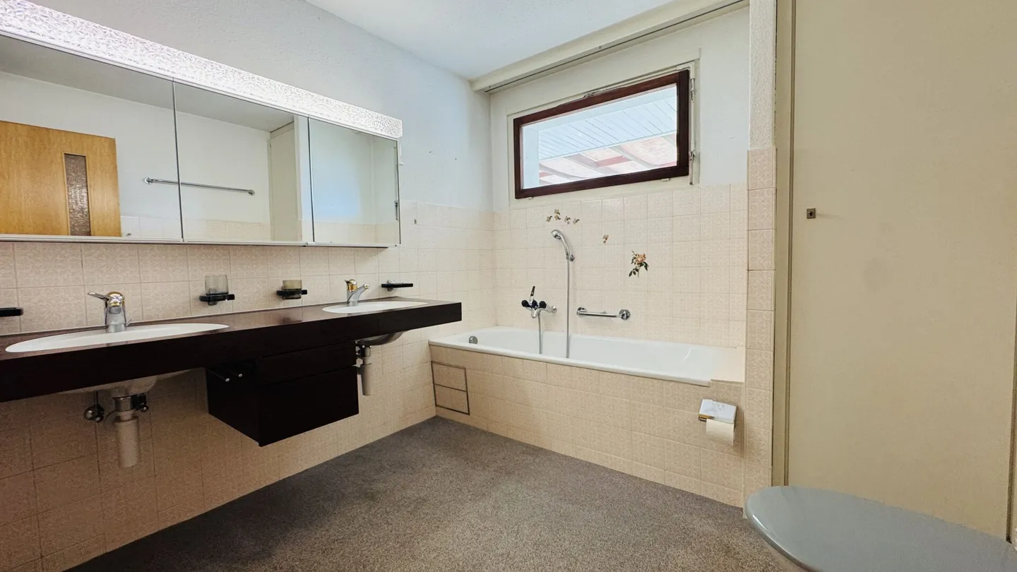 5½-Room Single-Family House with Garden, Double Garage and Panoramic View in Magden - Photo 21 of 31