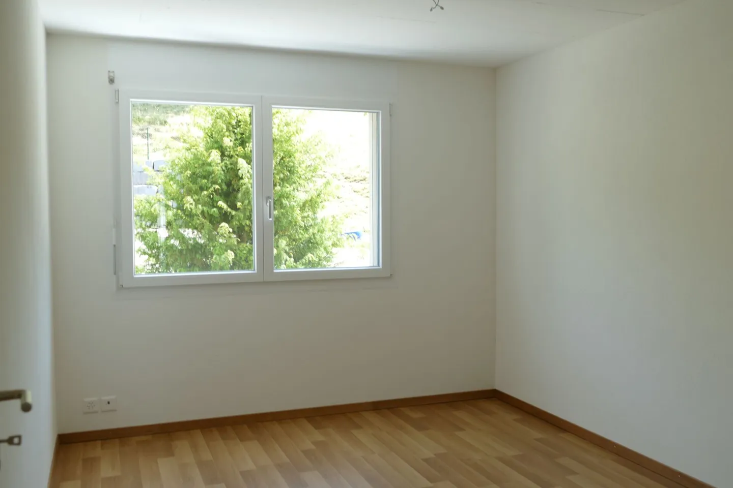 Modernes Apartment mit Balkon - Foto 5 von 10