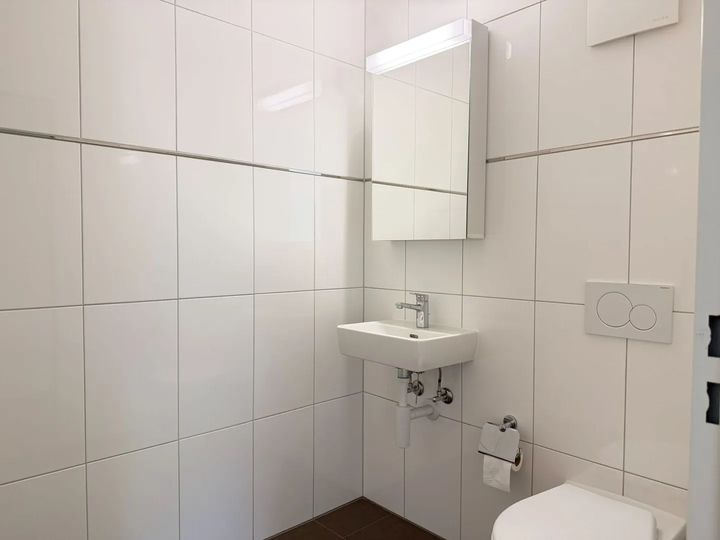 Modernes Apartment mit Balkon - Foto 7 von 10