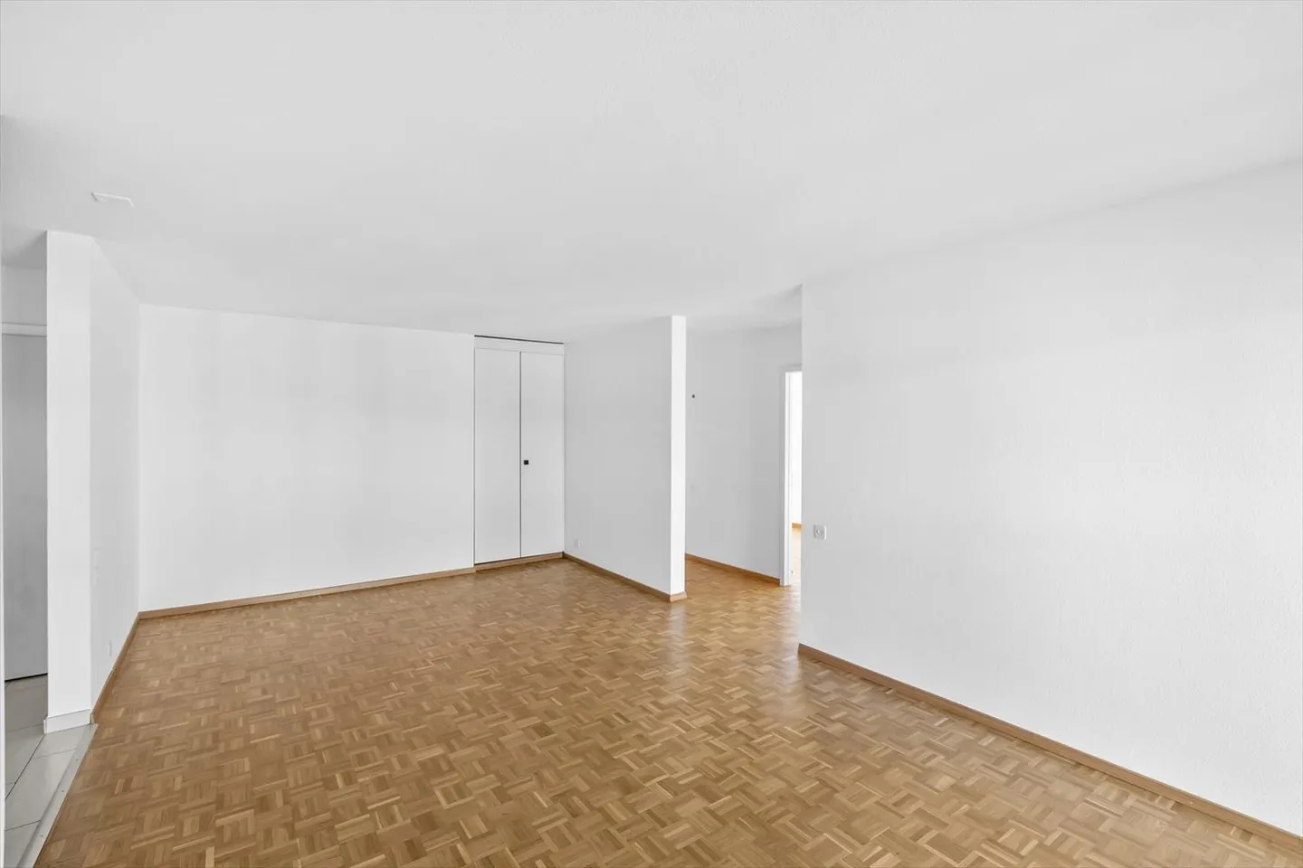 Apartment for rent - Photo 5 of 13