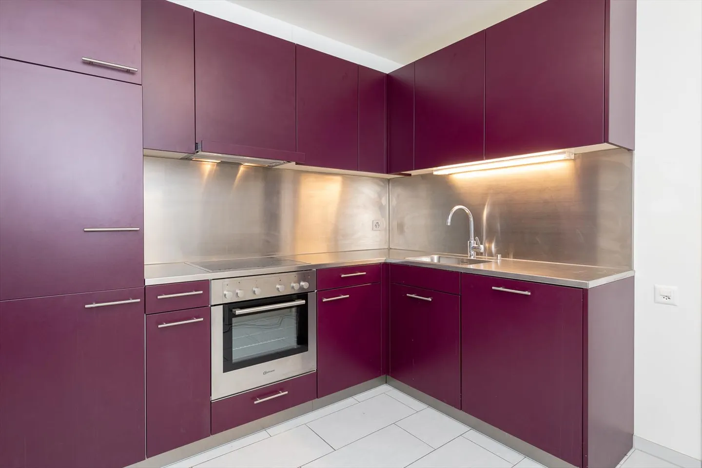 Apartment for rent - Photo 7 of 13