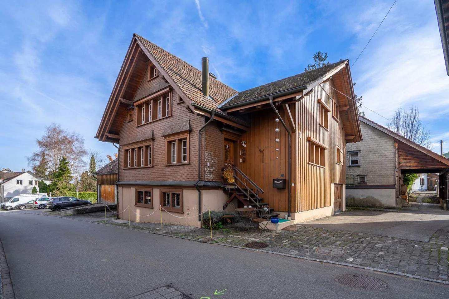 Apartment or House? Space Miracle with Special Advantages - Photo 8 of 10