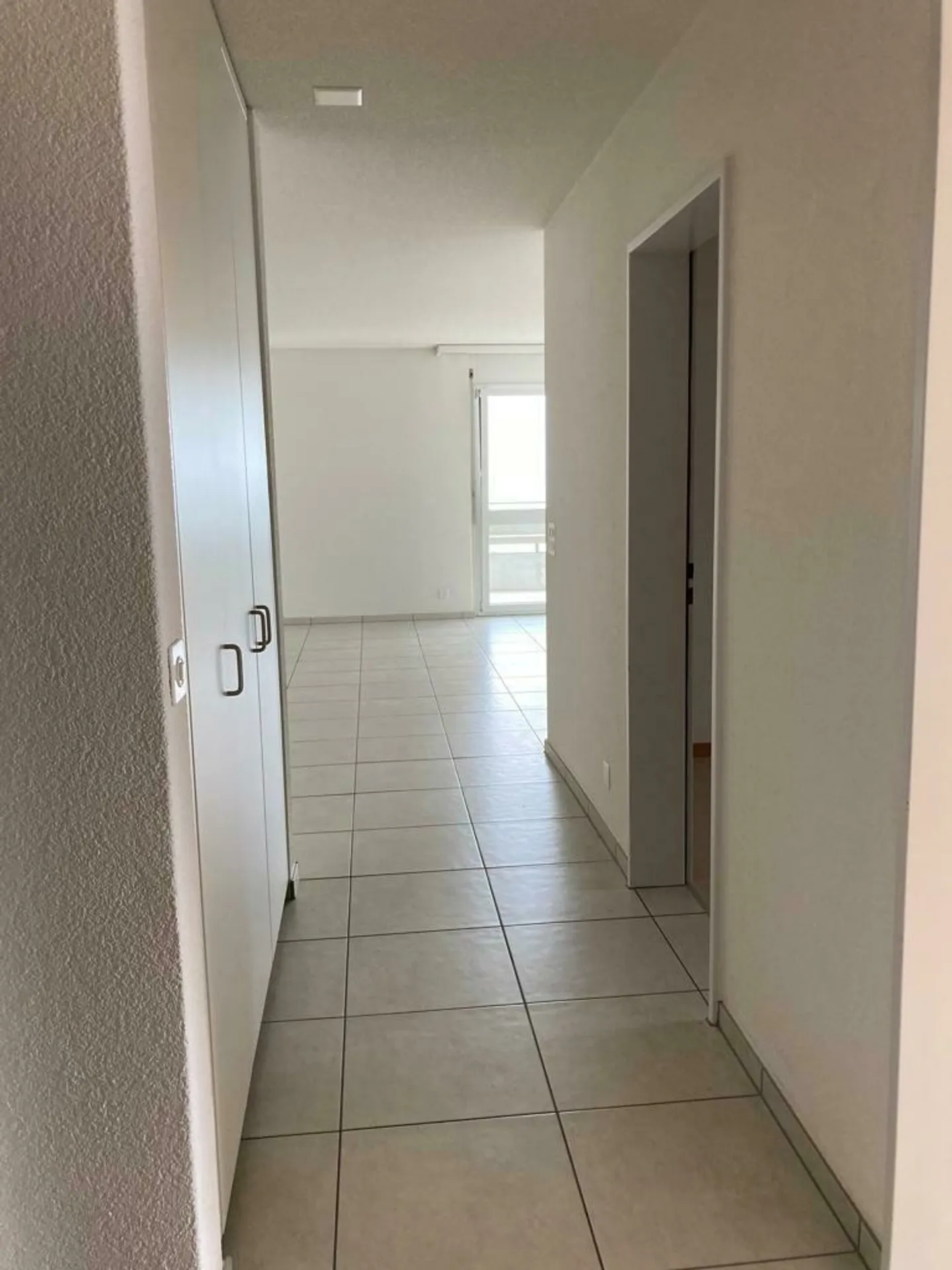 Apartment for rent - Photo 11 of 13