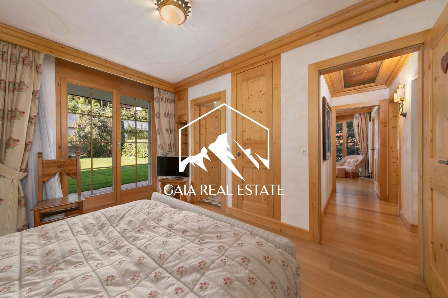 Pearls of Crans - Photo 14 of 22