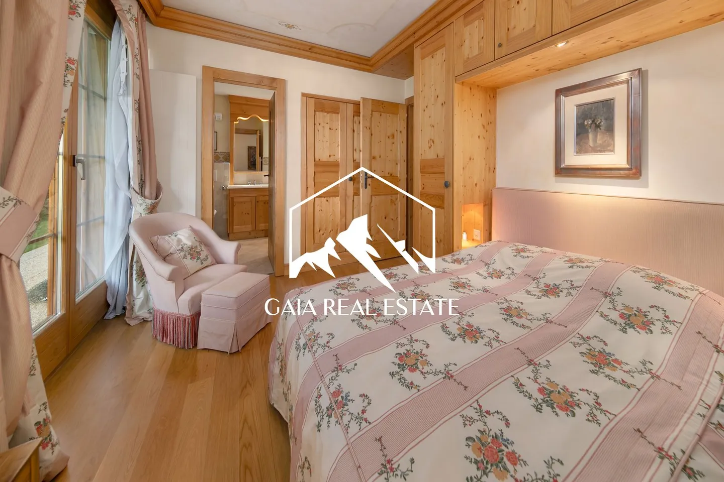 Pearls of Crans - Photo 17 of 22