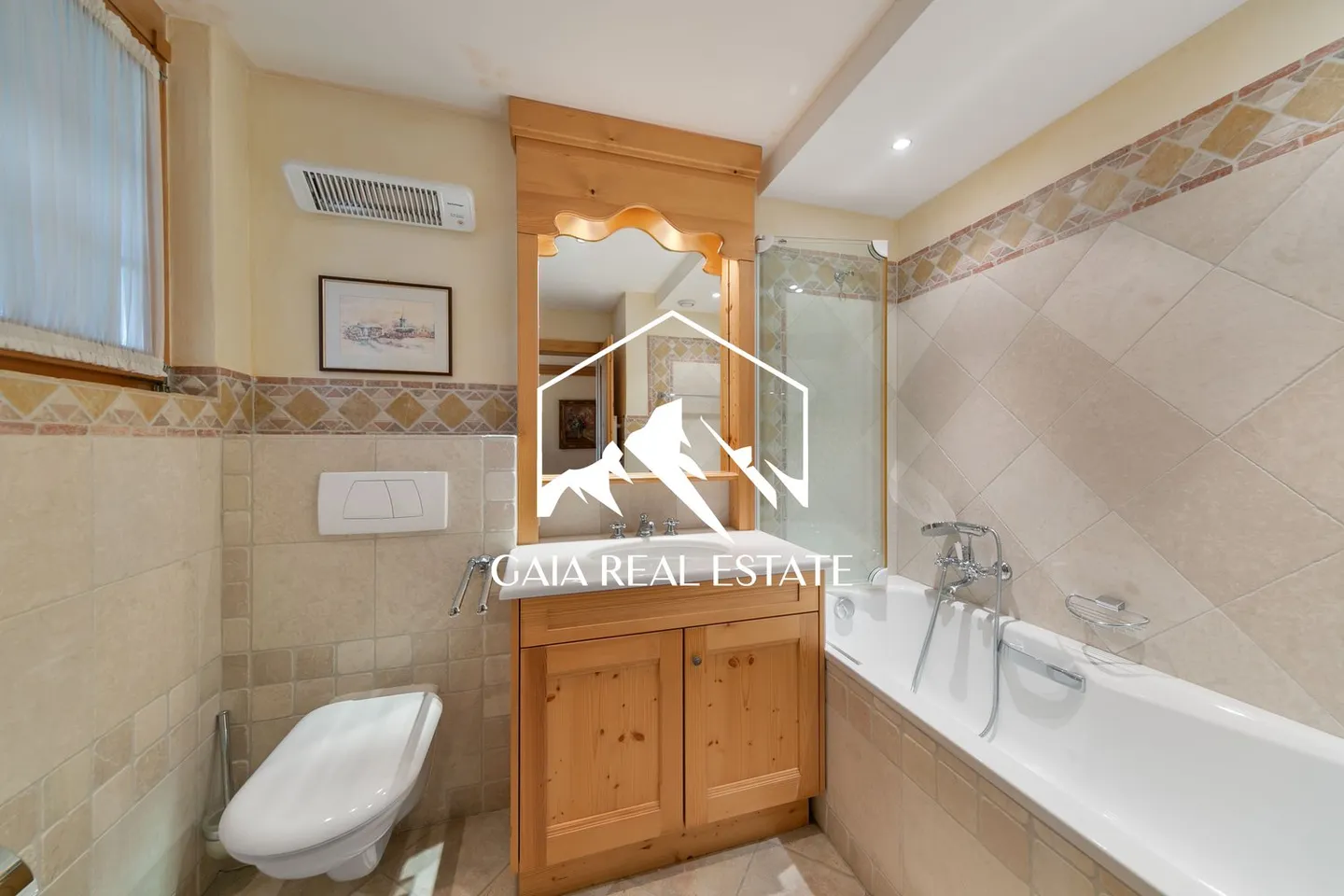 Pearls of Crans - Photo 19 of 22