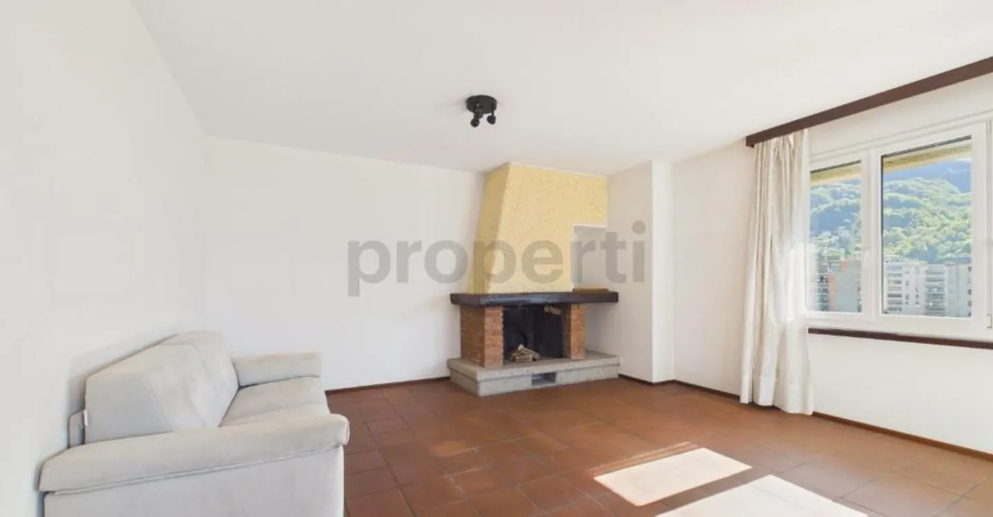 Appartamento luminoso di 5,5 locali in centro - Lugano - Foto 2 di 12