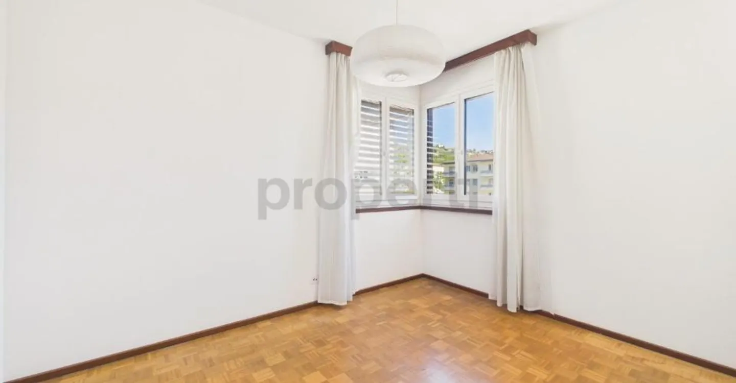 Appartamento luminoso di 5,5 locali in centro - Lugano - Foto 6 di 12