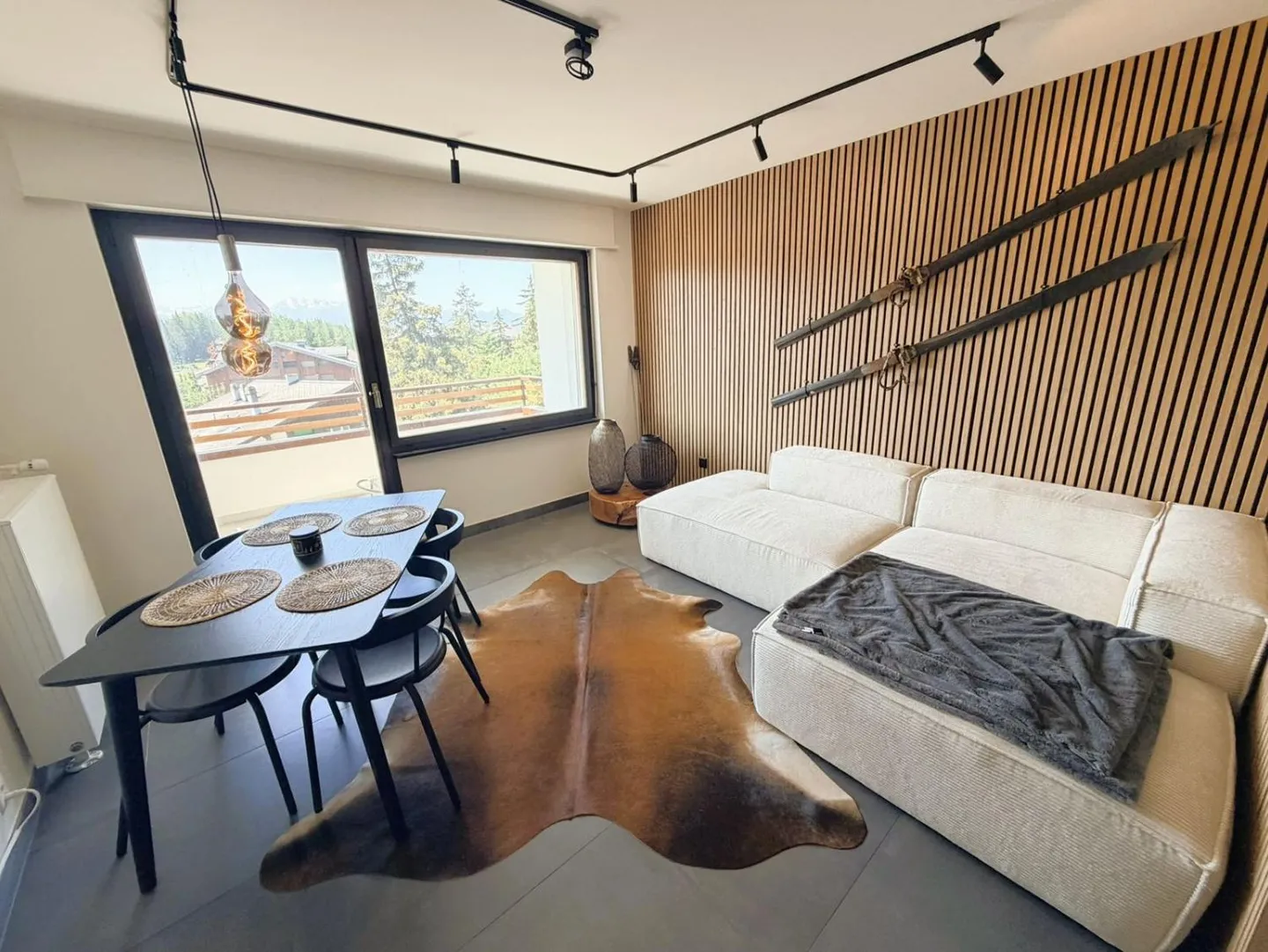 Magnificent 3.5 rooms totally renovated - Spacious & Bright - Quiet place - Bi - Photo 2 of 21