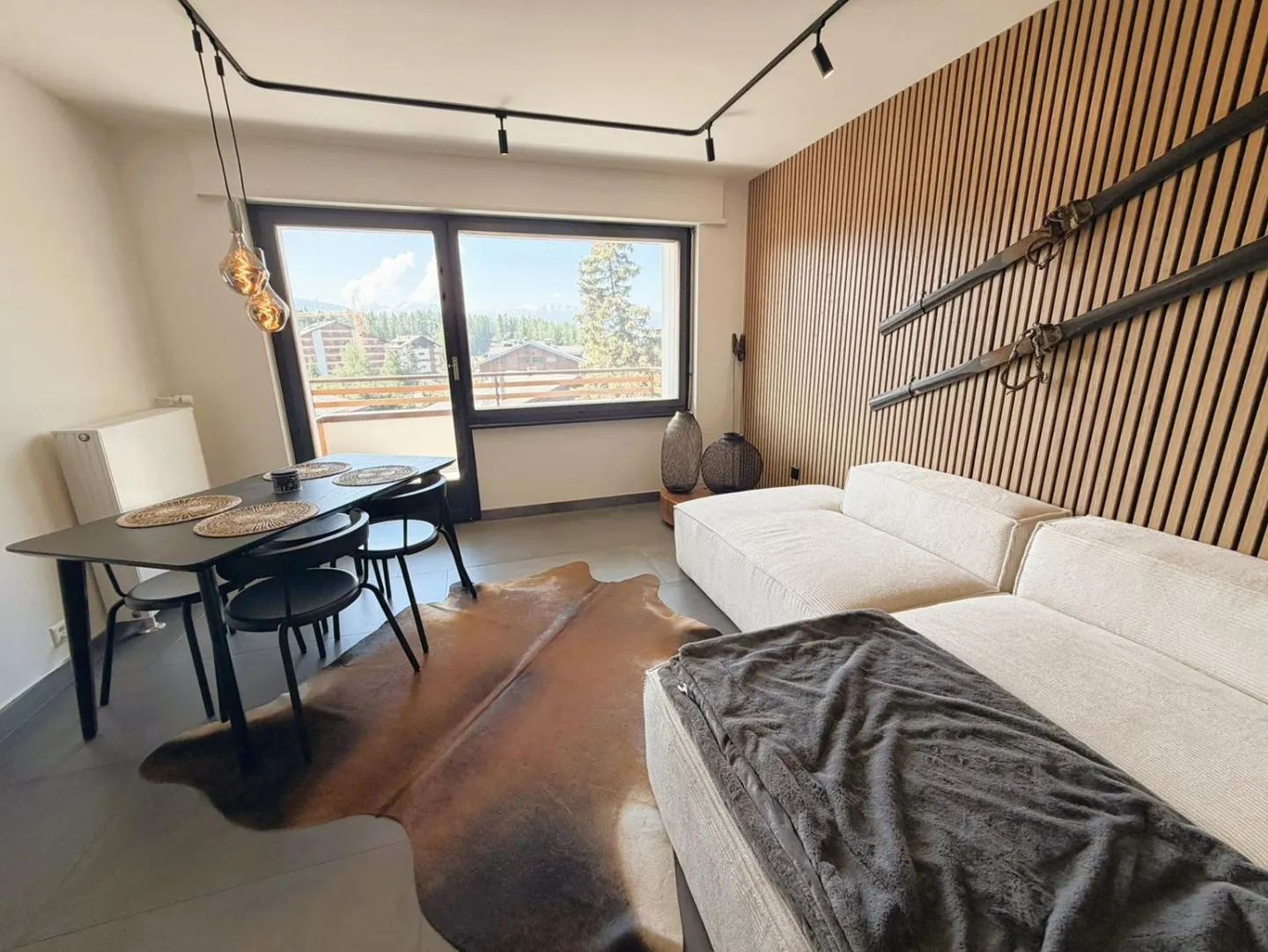 Magnificent 3.5 rooms totally renovated - Spacious & Bright - Quiet place - Bi - Photo 1 of 21
