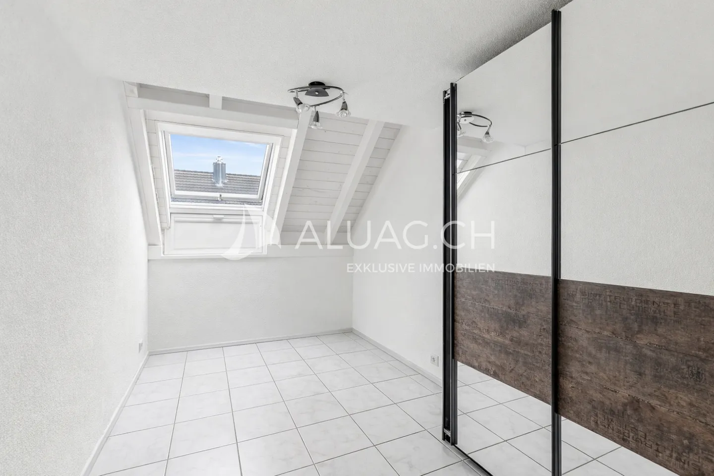 Appartement Duplex Confortable avec Loggia - Photo 15 sur 18