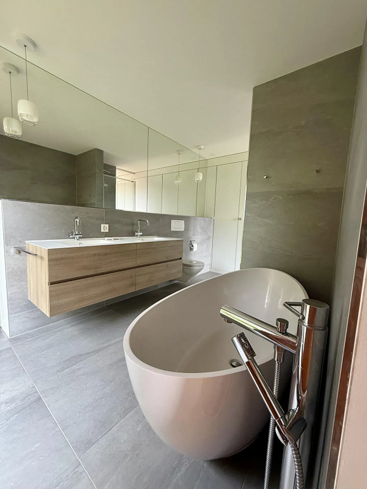 Appartement de jardin exclusif avec vue panoramique imprenable - Photo 7 sur 14