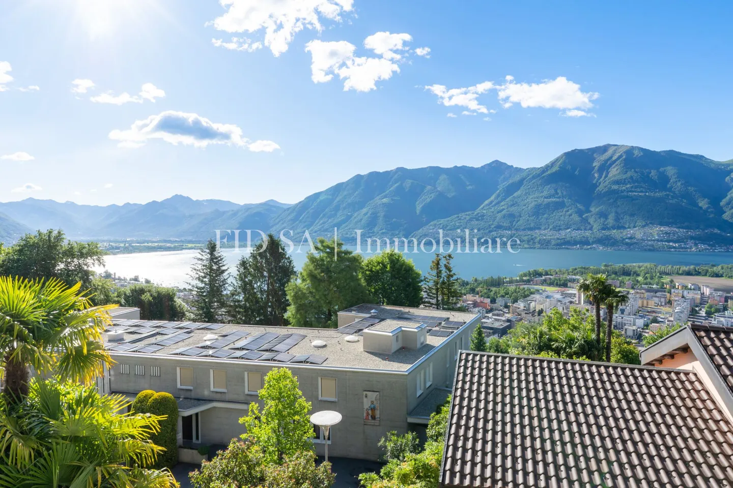 LOCARNO MONTI - Apartment with beautiful views of Lake Maggiore - Photo 2 of 7