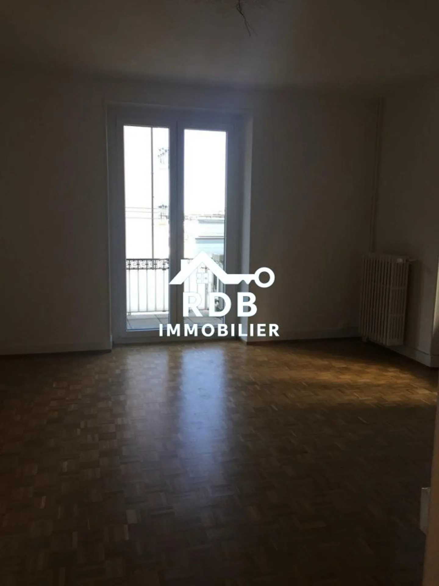 Appartamento di 2,5 locali al piano terra situato a Losanna - Foto 1 di 8